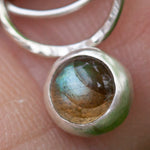 Cargar imagen en el visor de la galería, OOAK Osmose pendant #30 • beach pebble &amp; labradorite (ready to ship)
