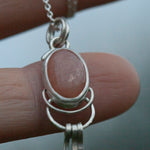 Lade das Bild in den Galerie-Viewer, OOAK stone pendant #31 • Moonstone (ready to ship)
