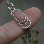 Charger l&#39;image dans la galerie, OOAK stone pendant #31 • Moonstone (ready to ship)
