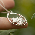 Lade das Bild in den Galerie-Viewer, OOAK Keira pendant #3 ~ silver (ready-to-ship)
