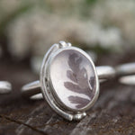 Load image into Gallery viewer, OOAK ring with captured plant #10 • rose quartz • size 53,5 (ready to ship)
