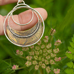 Lade das Bild in den Galerie-Viewer, OOAK • Vegetal Moon pendant #23 • silver &amp; brass (ready-to-ship)
