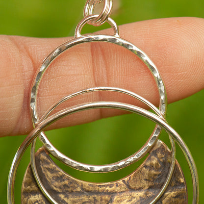 Pièce unique • Pendentif Vegetal Moon #25 • argent & laiton (prêt à expédier)