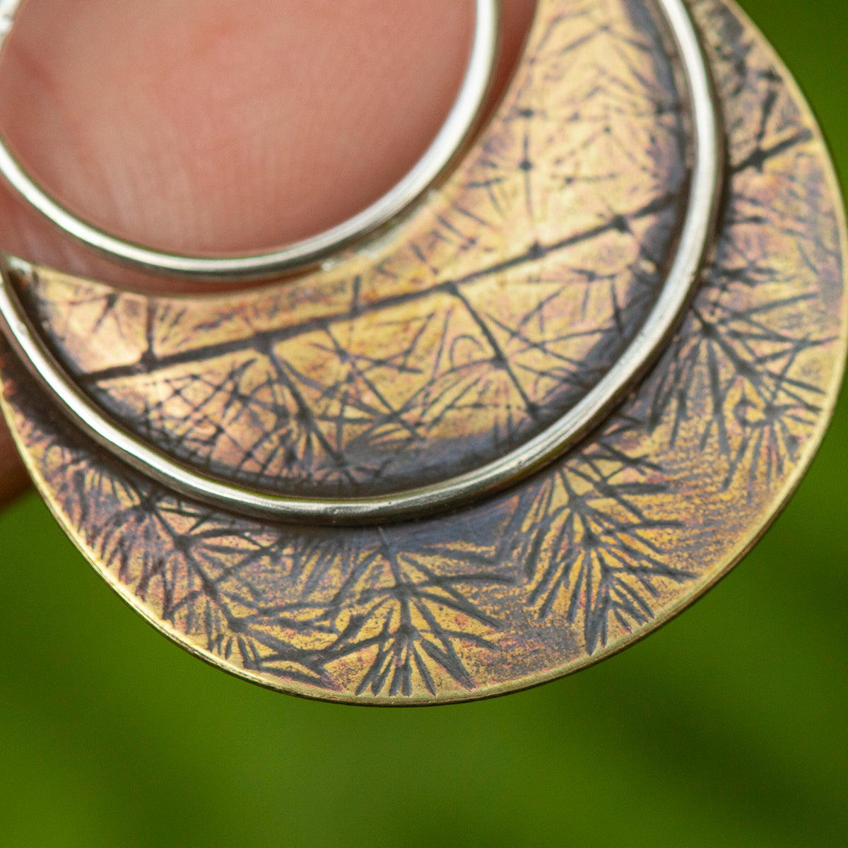 Pieza única • Colgante Vegetal Moon #26 • plata y latón (listo para enviar)