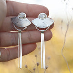 Lade das Bild in den Galerie-Viewer, OOAK Vegetal Elira earrings #16 • White Labradorite (ready to ship)
