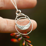 Lade das Bild in den Galerie-Viewer, OOAK • Vegetal Moon pendant #17 • silver (ready-to-ship)
