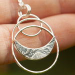 Lade das Bild in den Galerie-Viewer, OOAK • Vegetal Moon pendant #17 • silver (ready-to-ship)
