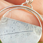 Lade das Bild in den Galerie-Viewer, OOAK • Vegetal Moon pendant #21 • silver (ready-to-ship)
