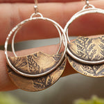 Lade das Bild in den Galerie-Viewer, OOAK • Vegetal Moon earrings #18 • silver &amp; brass (ready-to-ship)
