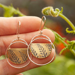 Lade das Bild in den Galerie-Viewer, OOAK • Vegetal Moon earrings #21 • silver &amp; brass (ready-to-ship)
