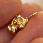 Load image into Gallery viewer, OOAK Rice pendant in solid 18k yellow gold (ready-to-ship)
