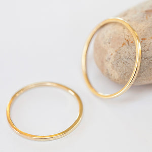 OOAK Simple square band ring in 18k yellow gold • sizes 51,5 & 54,75 (ready-to-ship)