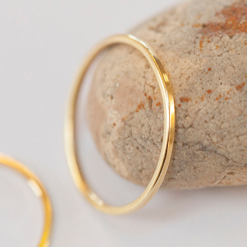 OOAK Simple square band ring in 18k yellow gold • sizes 51,5 & 54,75 (ready-to-ship)