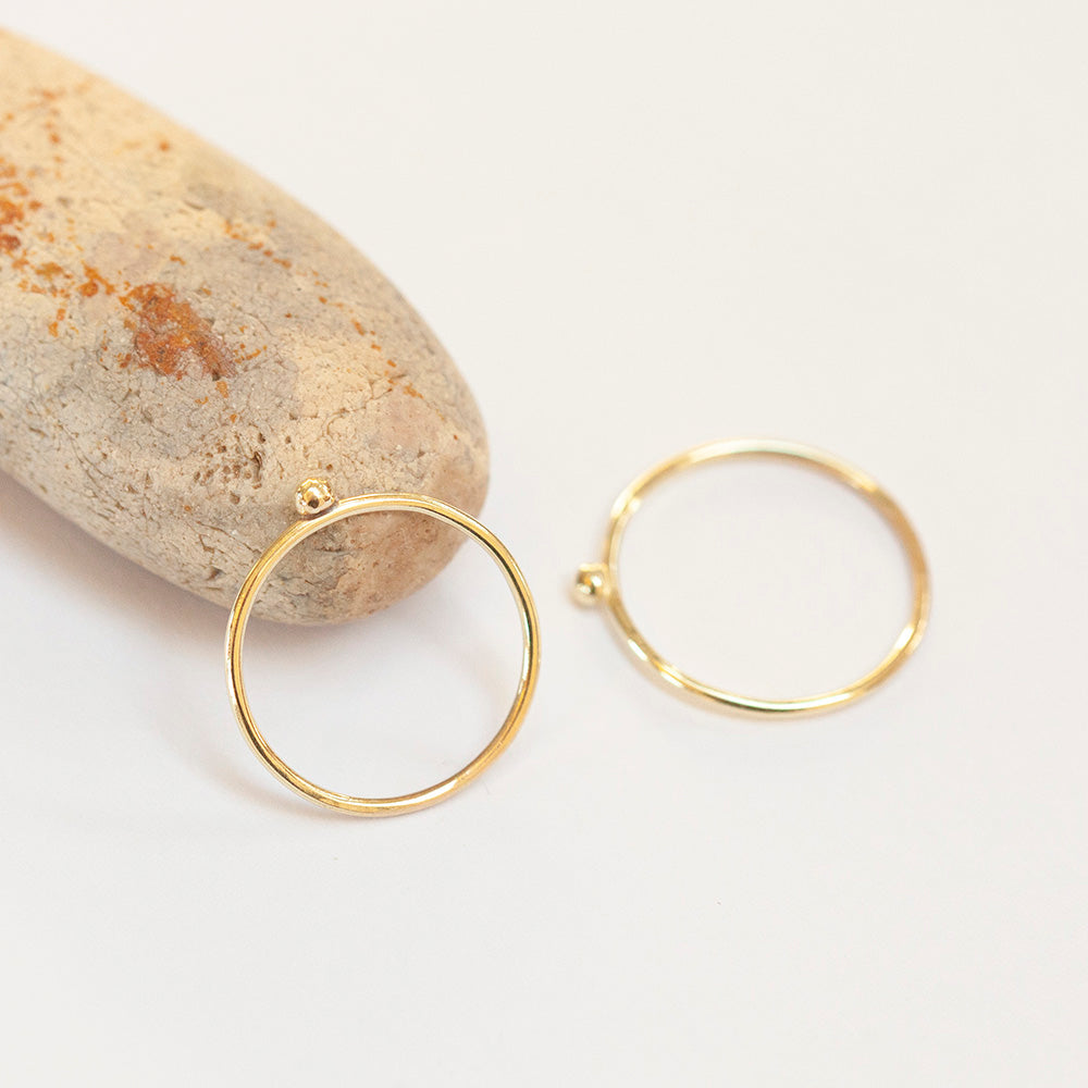 OOAK Simple ring in 18k yellow gold with tiny dot • sizes 51,5 & 54 (ready-to-ship)