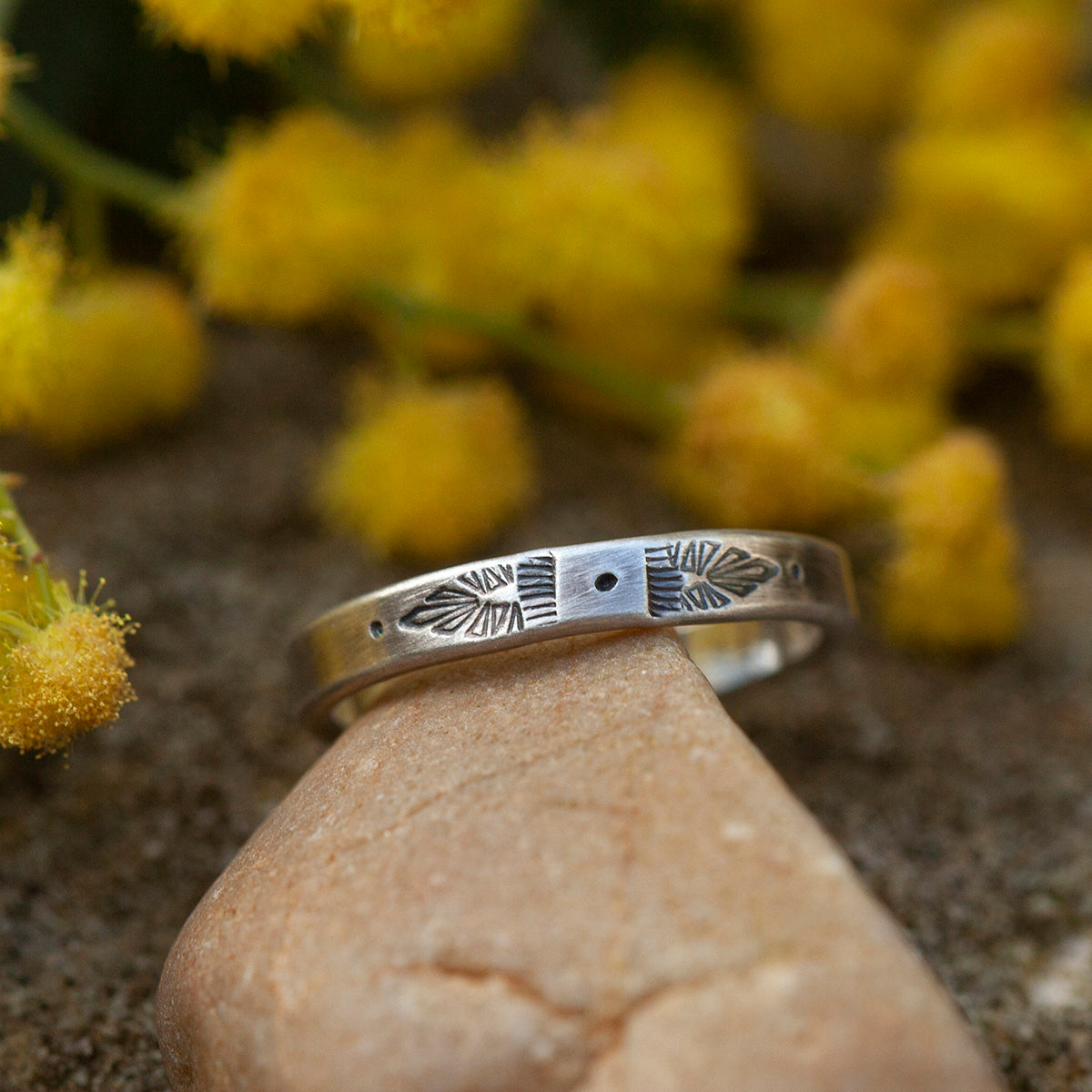 Unikat ethnischer Ring aus Silber #9 • verstellbar ~ Größe 52 (versandbereit)