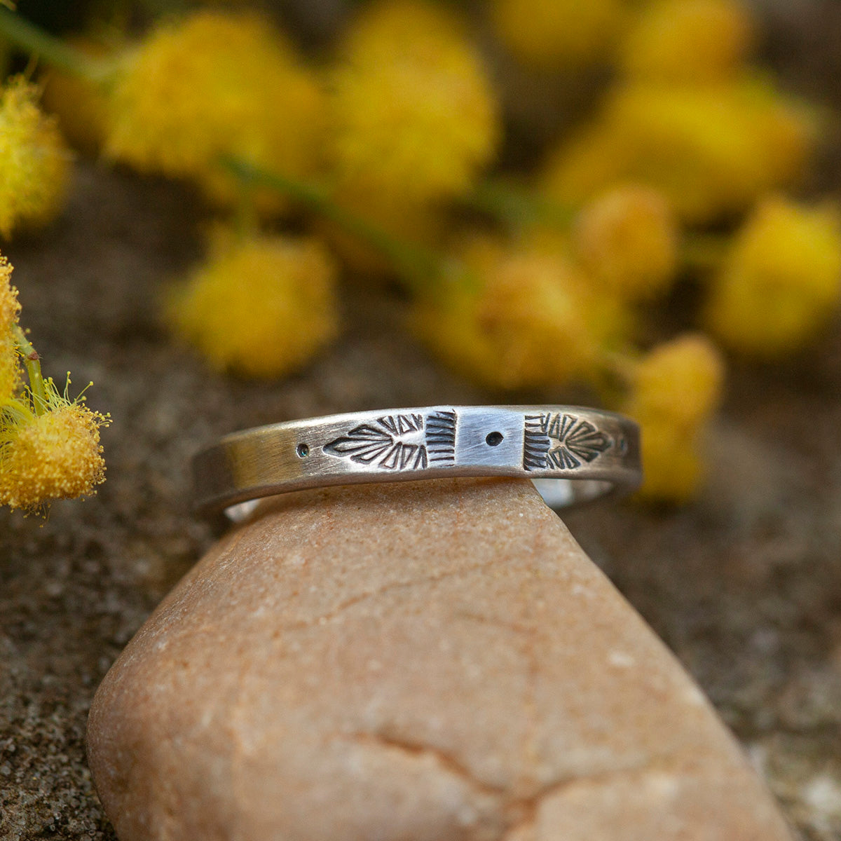 Anillo étnico de plata pieza única #9 • ajustable ~ talla 52 (listo para enviar)