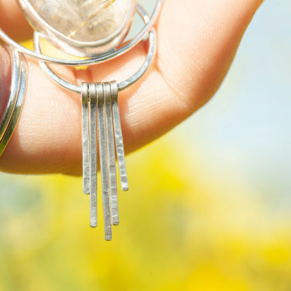 Colgante con planta capturada pieza única #15 • cuarzo rutilado (listo para enviar)