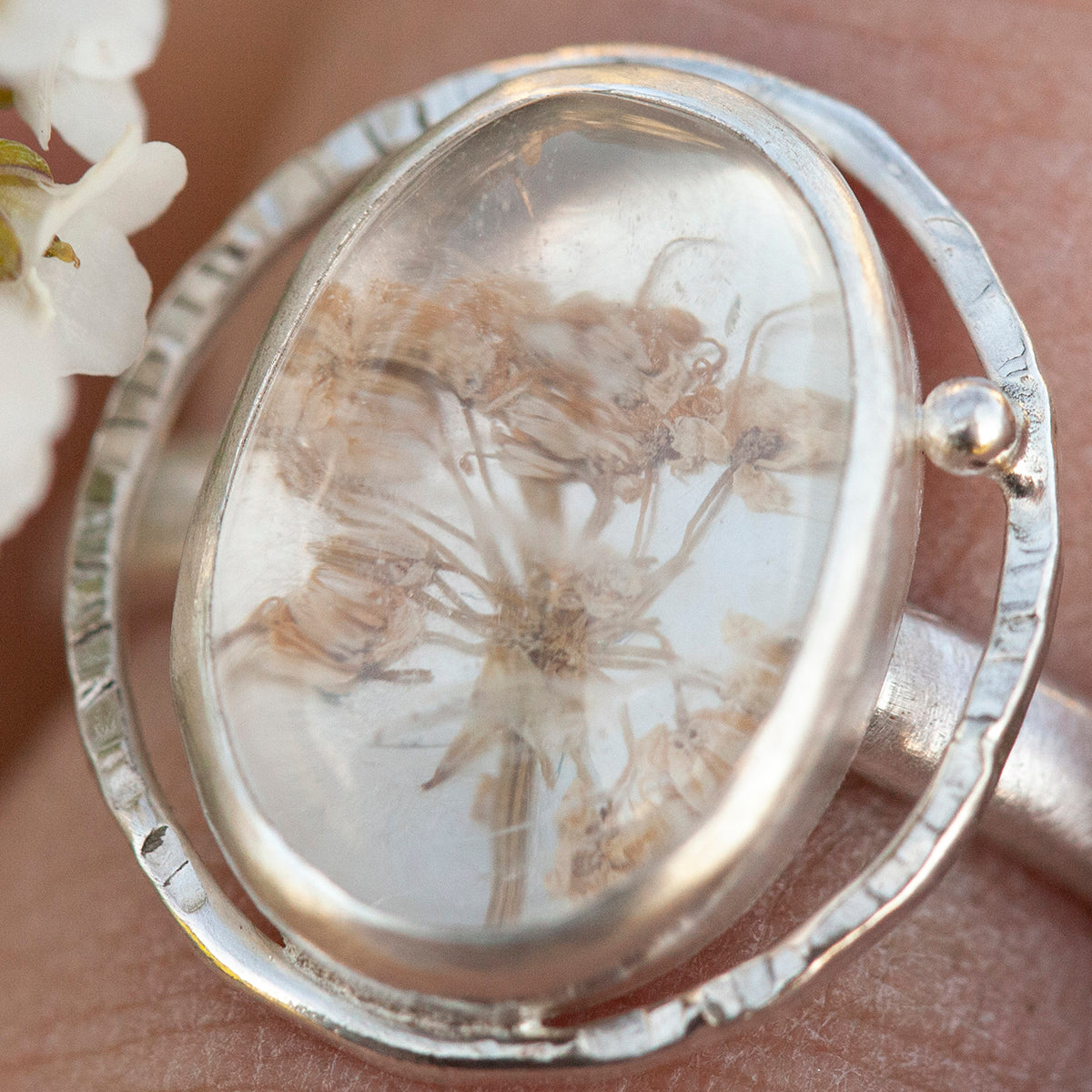OOAK ring with captured plant #8 • rose quartz • size 54 (ready to ship)