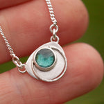 Cargar imagen en el visor de la galería, OOAK Alika necklace #2 • Kyanite (ready to ship)

