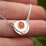 Cargar imagen en el visor de la galería, OOAK Alika necklace #3 • Kyanite (ready to ship)
