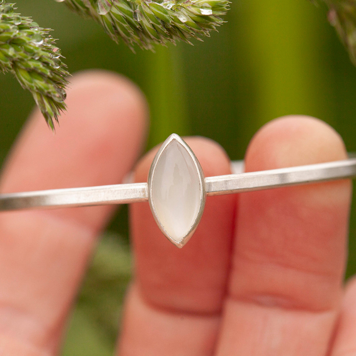 Pulsera Elva pieza única #3 • piedra de luna (listo para enviar)