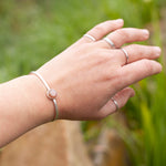 Afbeelding in Gallery-weergave laden, OOAK Elva bracelet #4 • moonstone (ready to ship)
