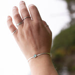 Cargar imagen en el visor de la galería, OOAK Elva bracelet #5 • Kyanite (ready to ship)
