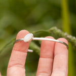 Lade das Bild in den Galerie-Viewer, OOAK Elva bracelet #6 • white labradorite (ready to ship)
