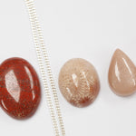 Cargar imagen en el visor de la galería, Choose Your Stone : Mae Pendant   (made to order)
