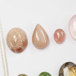Cargar imagen en el visor de la galería, Choose Your Stone : Mae Pendant   (made to order)
