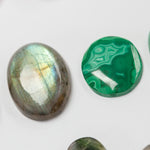 Cargar imagen en el visor de la galería, Choose Your Stone : Mae Pendant   (made to order)
