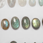 Cargar imagen en el visor de la galería, Choose Your Stone : Mae Pendant   (made to order)
