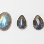 Cargar imagen en el visor de la galería, Choose Your Stone : Mae Pendant   (made to order)

