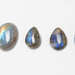 Cargar imagen en el visor de la galería, Choose Your Stone : Mae Pendant   (made to order)
