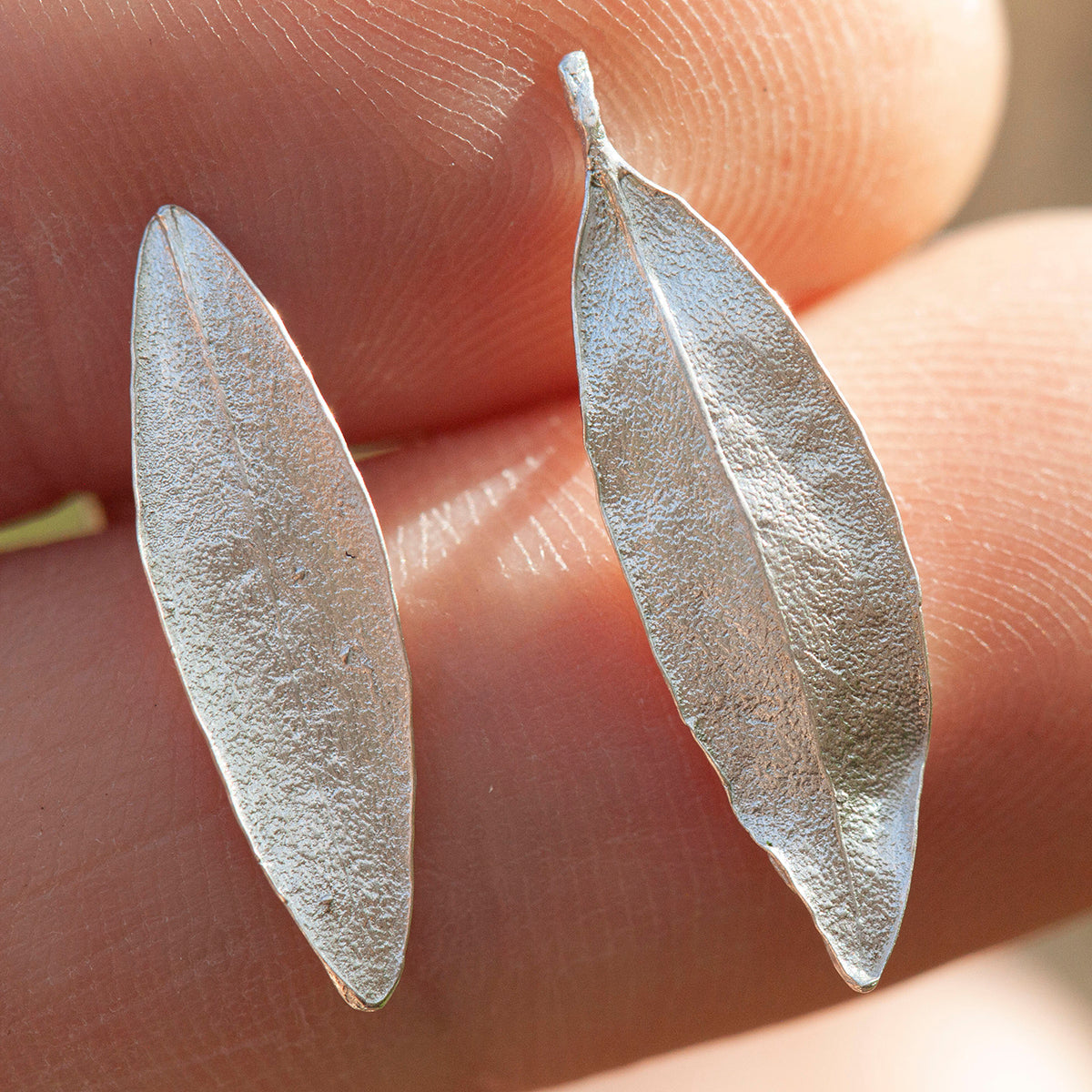 Pièce unique Boucles d'oreilles feuille en argent #4 (prêt à expédier)