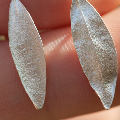 Pièce unique Boucles d'oreilles feuille en argent #4 (prêt à expédier)