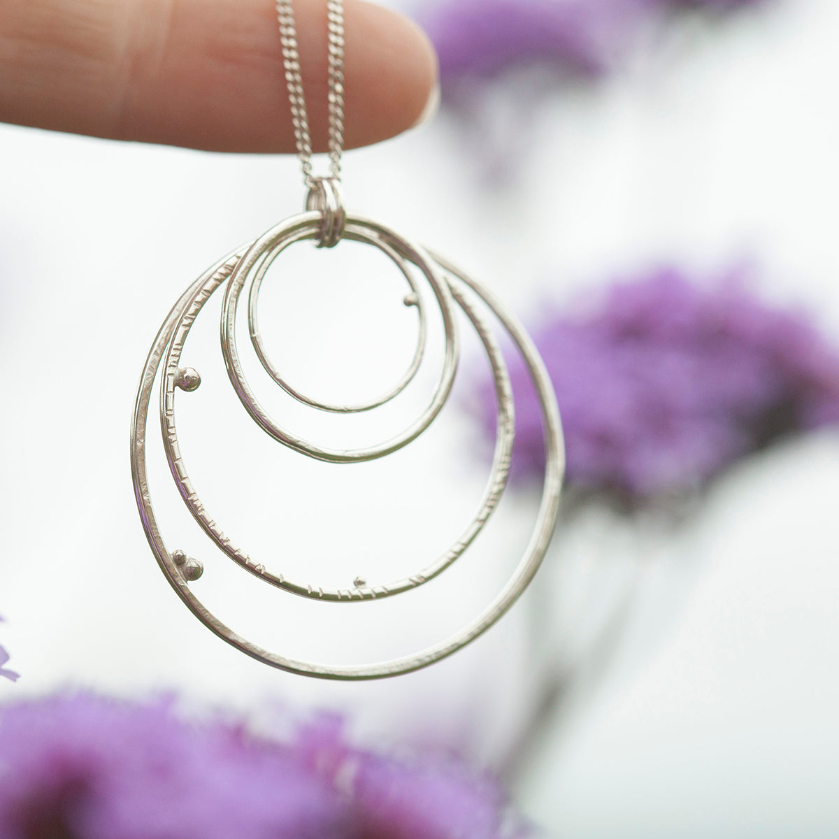 Pieza única • Colgante Cosmos en plata #3  (listo para enviar)