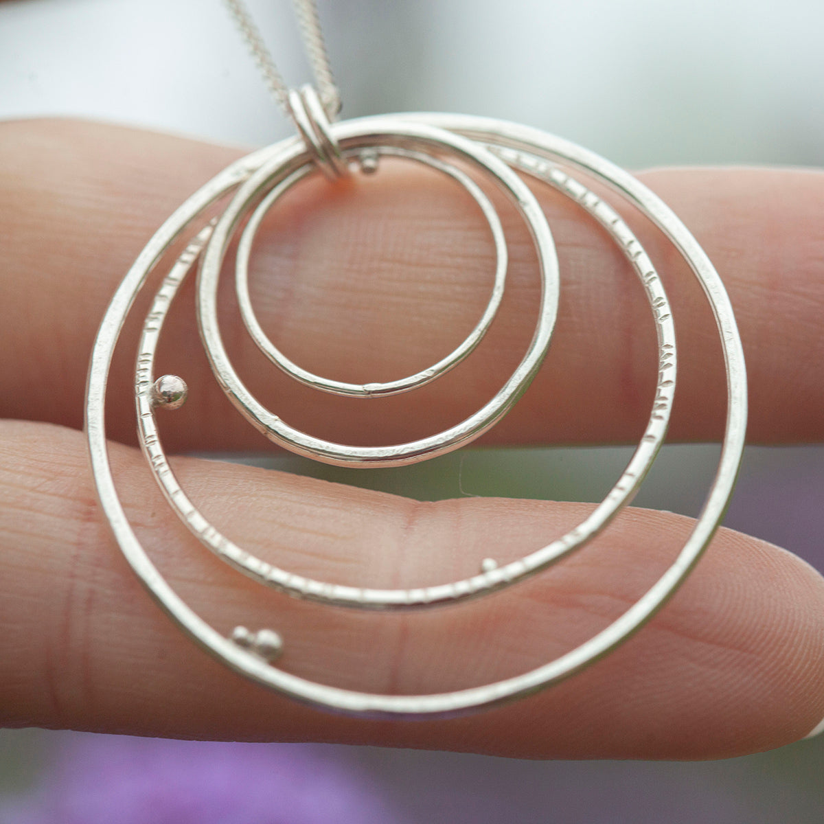 Pieza única • Colgante Cosmos en plata #3  (listo para enviar)