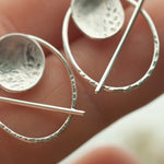 Afbeelding in Gallery-weergave laden, OOAK Elena earrings #10 ~ silver ~ unique (ready-to-ship)
