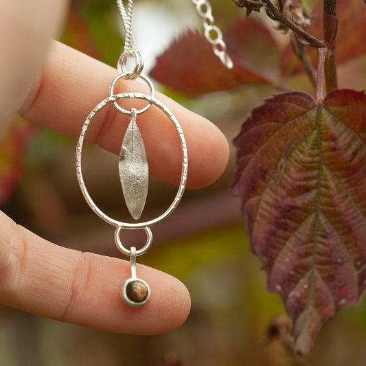 Pièce unique Pendentif feuille #2 • Labradorite orange (prêt à expédier)