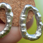 Charger l&#39;image dans la galerie, OOAK Silver Tera earrings #2 (ready to ship)
