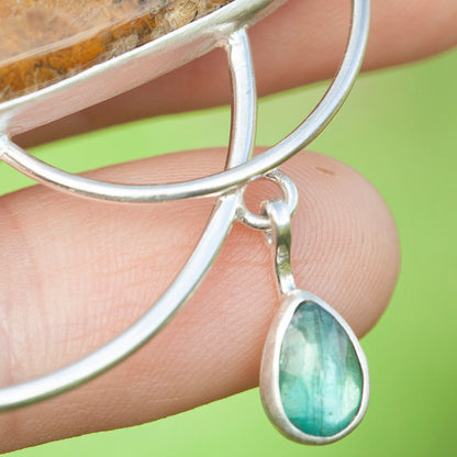 Uniek exemplaar Healing Tears zilveren hanger #3 • Fossiel koraal & Kyaniet (klaar voor verzending)
