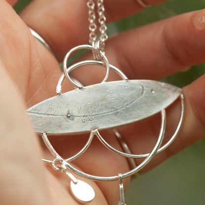 Uniek exemplaar Healing Tears zilveren hanger #3 • Fossiel koraal & Kyaniet (klaar voor verzending)