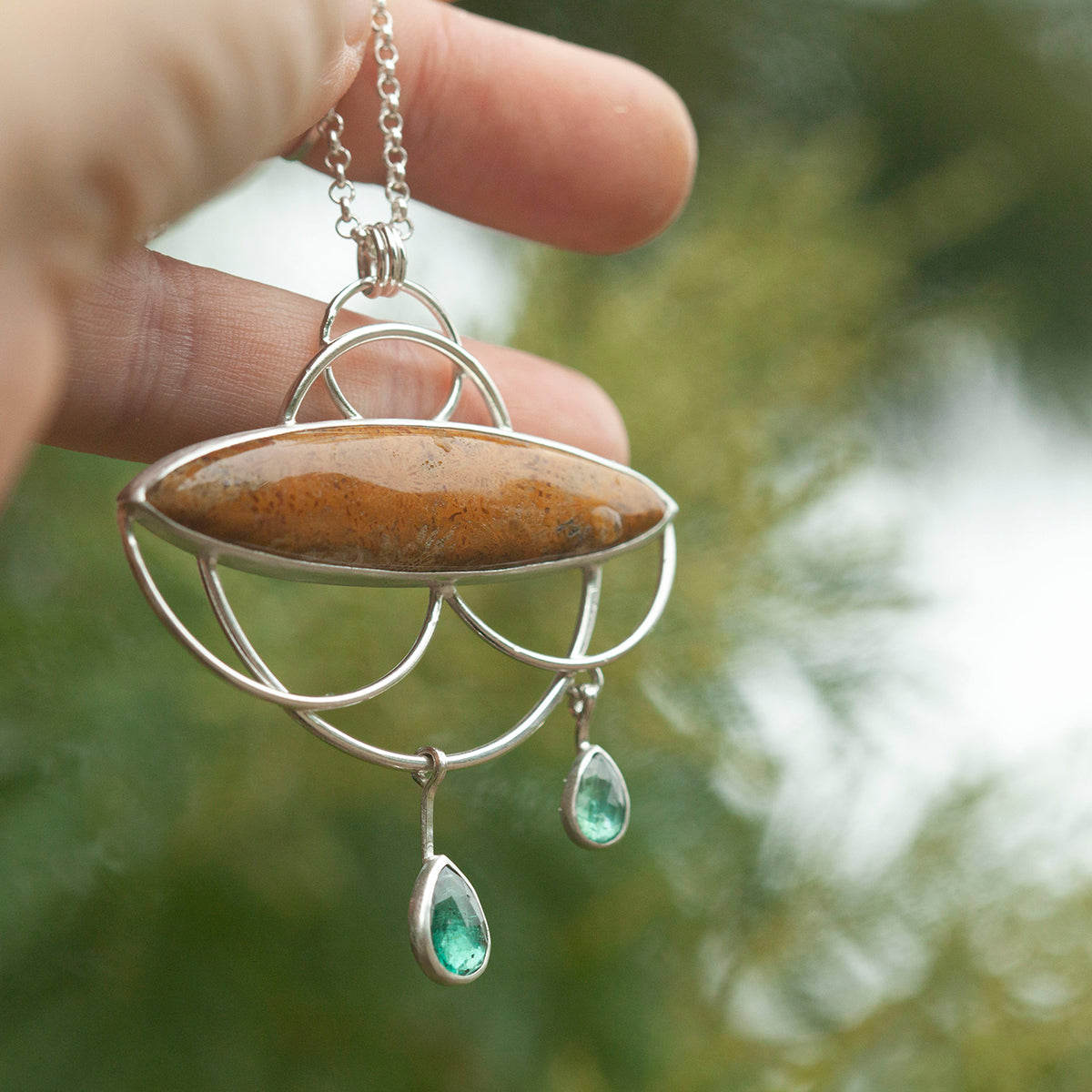 Uniek exemplaar Healing Tears zilveren hanger #3 • Fossiel koraal & Kyaniet (klaar voor verzending)