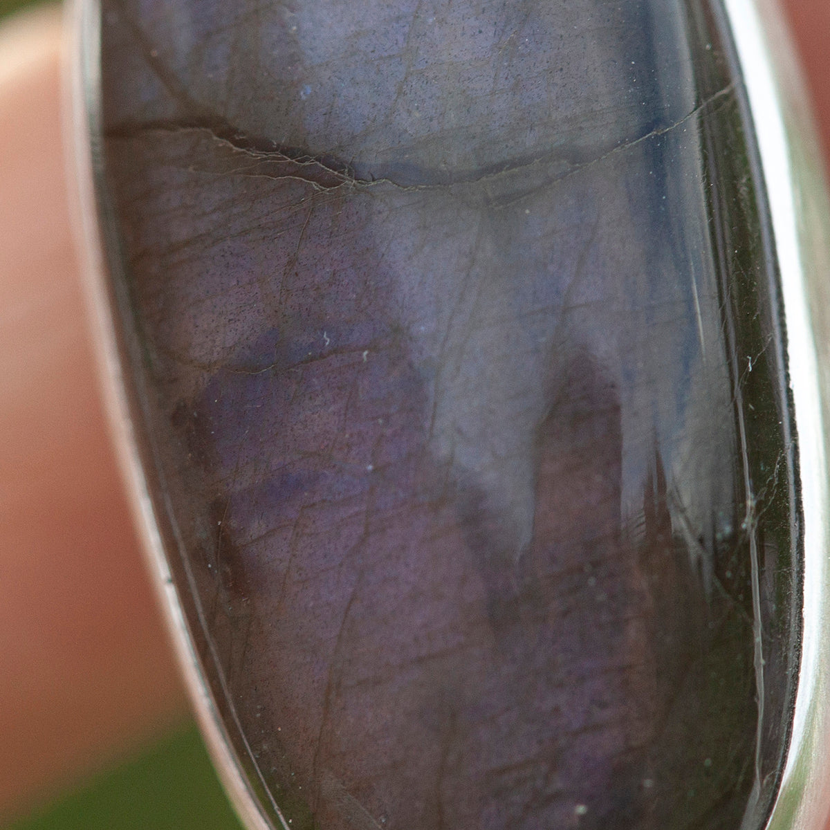 Pendentif Mae en argent pièce unique #43 • Labradorite violette (prêt à expédier)