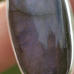 Afbeelding in Gallery-weergave laden, OOAK Mae pendant in silver #43 • Purple Labradorite (Ready to ship)
