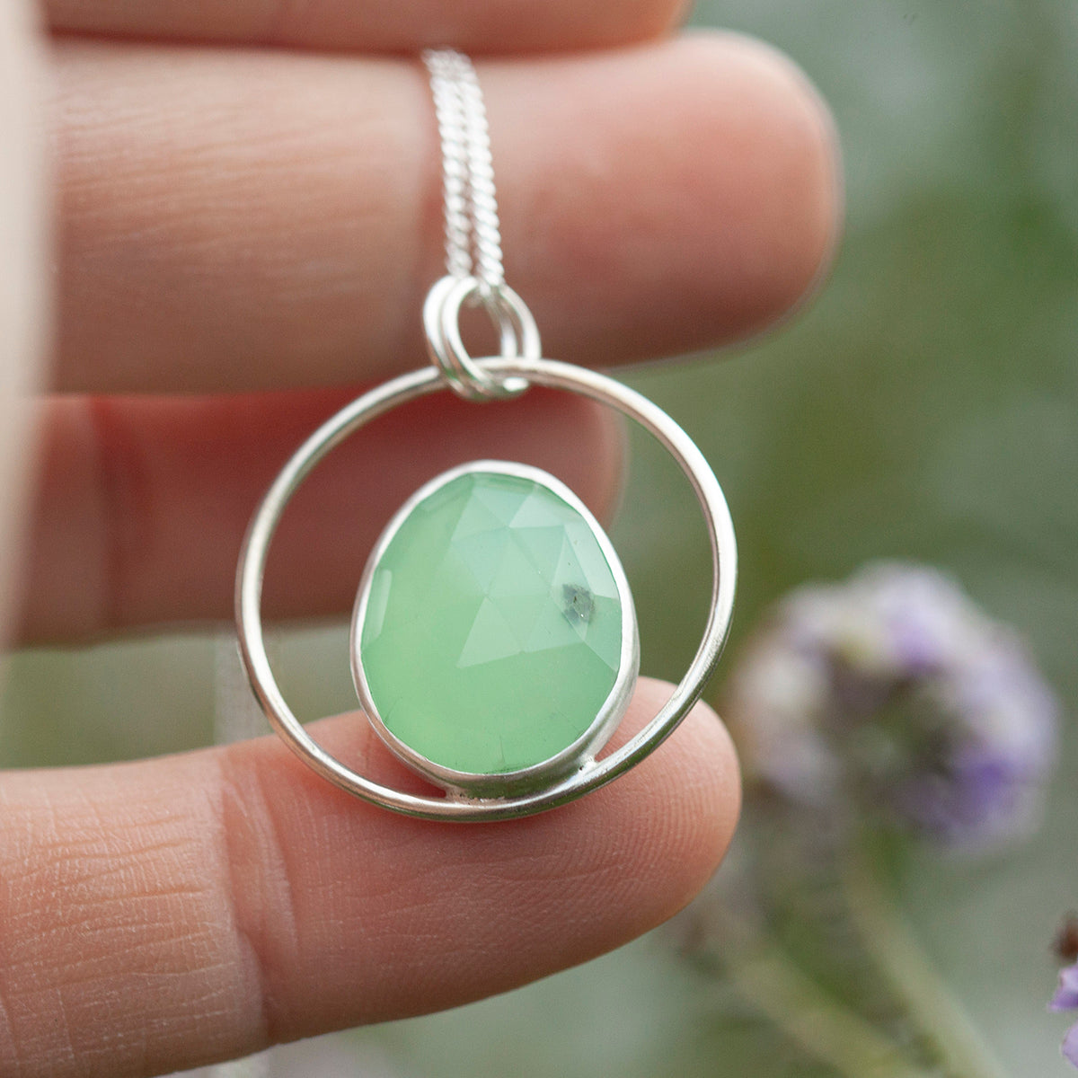Pendentif Mae en argent pièce unique #15 • Chrysoprase  (prêt à expédier)