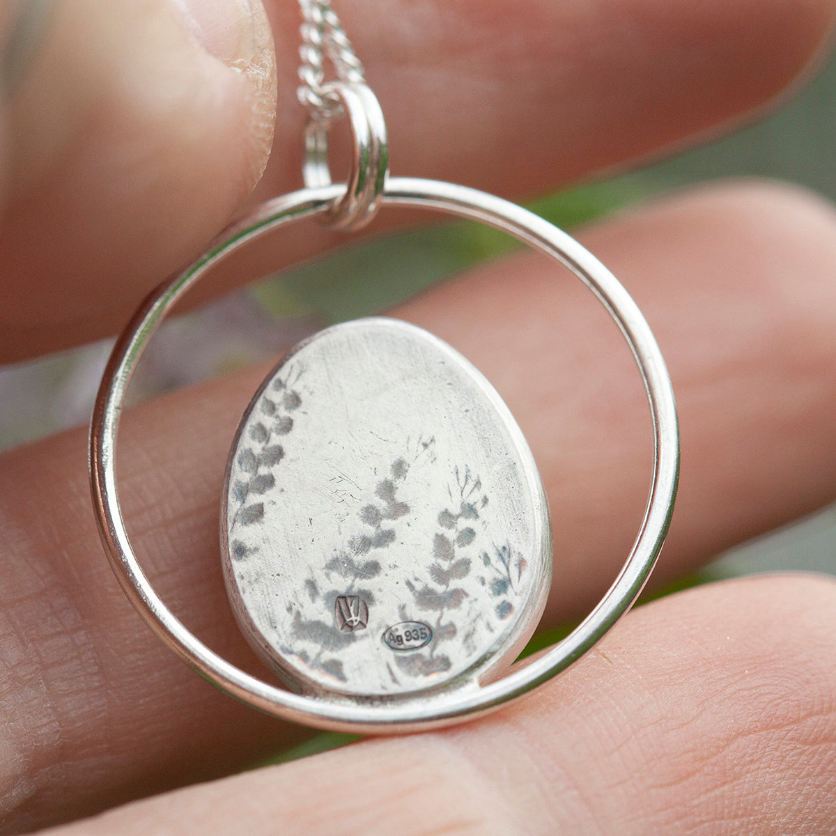 Pendentif Mae en argent pièce unique #15 • Chrysoprase  (prêt à expédier)