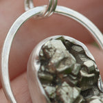 Cargar imagen en el visor de la galería, OOAK Mae pendant in silver #30 • Druzy Pyrite (Ready to ship)
