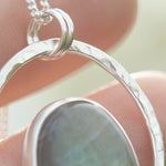 Lade das Bild in den Galerie-Viewer, OOAK Mae pendant in silver #46 • Labradorite (Ready to ship)
